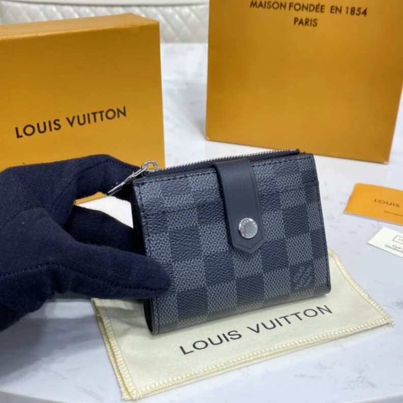 Replica bags Cowhidele Louis Vuitton Damier Graphite Canvas Multiple Card Holder