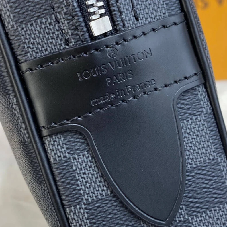 Replica bags lv The PorteD Louis Vuitton Damier Graphite Canvas Porte-Documents Voyage