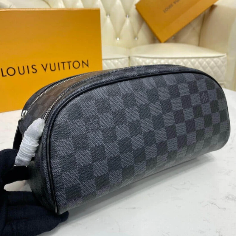 Lv belts replica Double zi Louis Vuitton Damier Graphite King Size Toiletry Bag