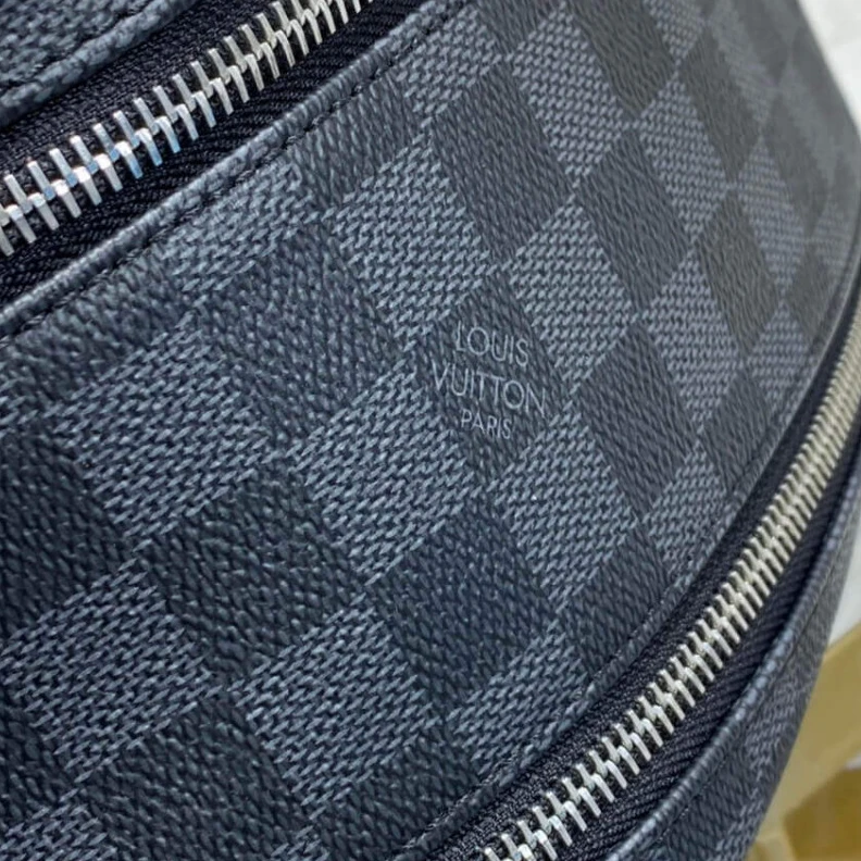 Lv belts replica Double zi Louis Vuitton Damier Graphite King Size Toiletry Bag