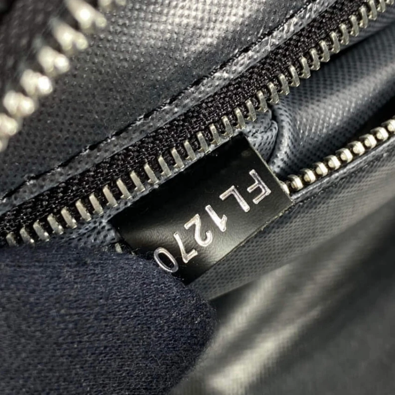 Lv belts replica Double zi Louis Vuitton Damier Graphite King Size Toiletry Bag
