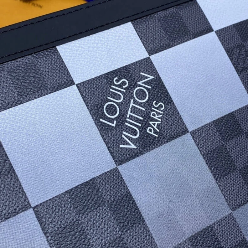 Mythick.ru Blue Dami Louis Vuitton Damier Graphite Pochette Voyage MM