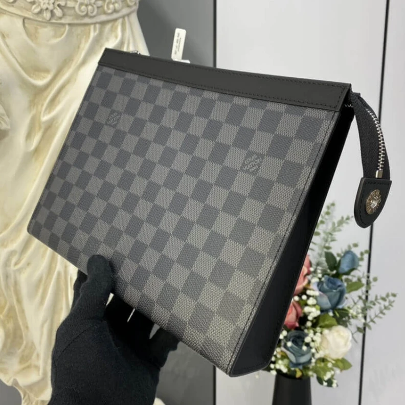 Replica bags lv Compact, v Louis Vuitton Damier Graphite Pochette Voyage MM