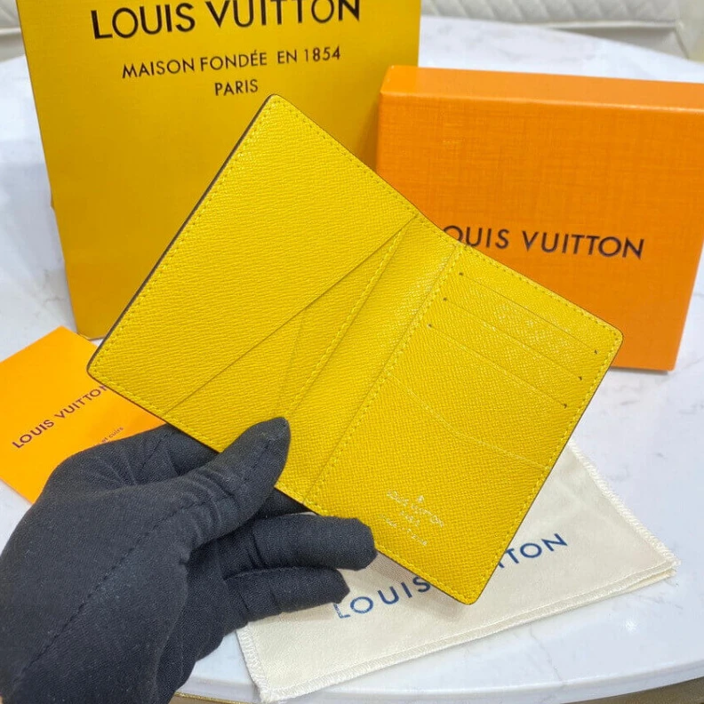 Mythick Outside f Louis Vuitton Damier Graphite Pocket Organizer