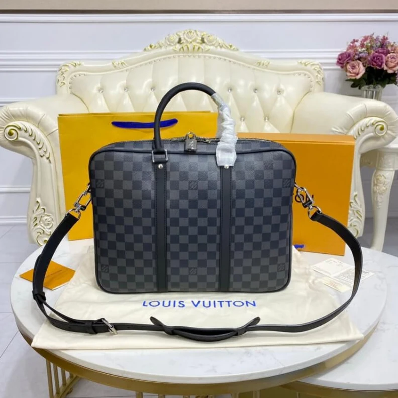 Mythick.ru Handle:Do Louis Vuitton Damier Graphite Porte-Documents Voyage PM