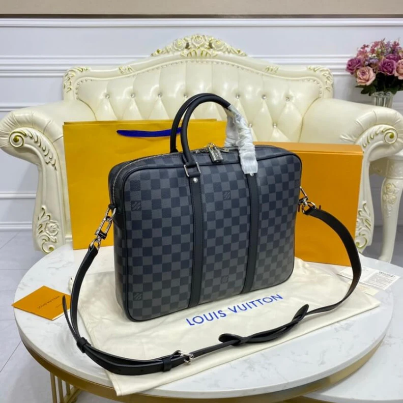 Mythick.ru Handle:Do Louis Vuitton Damier Graphite Porte-Documents Voyage PM