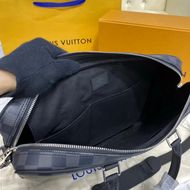 Mythick.ru Handle:Do Louis Vuitton Damier Graphite Porte-Documents Voyage PM