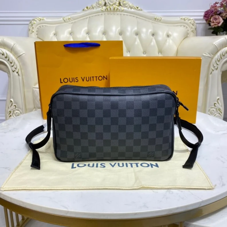 Replica bag Cowhide l Louis Vuitton Damier Graphite Utility Messenger Bag N40280