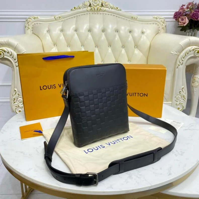 Lv belts replica 21 x 26 x Louis Vuitton Damier Infini Leather District Pochette