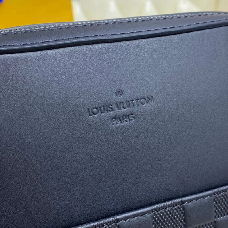 Lv belts replica 21 x 26 x Louis Vuitton Damier Infini Leather District Pochette