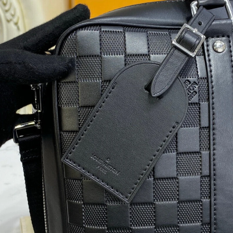 Mythick ru Handle:Do Louis Vuitton Damier Infini Sirius Briefcase