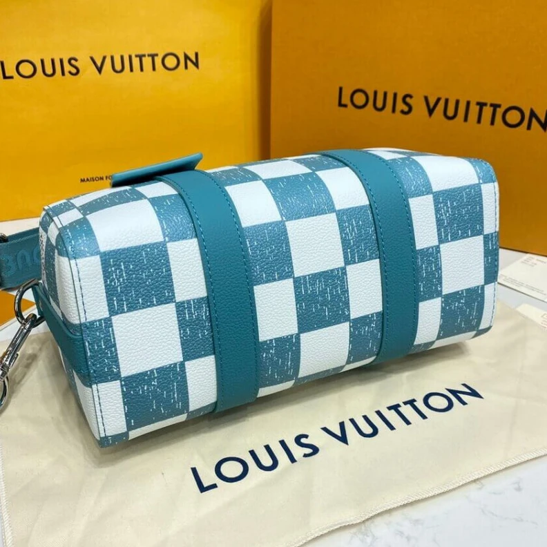 Mythick A miniatur Louis Vuitton Damier Pattern City Keepall in Blue
