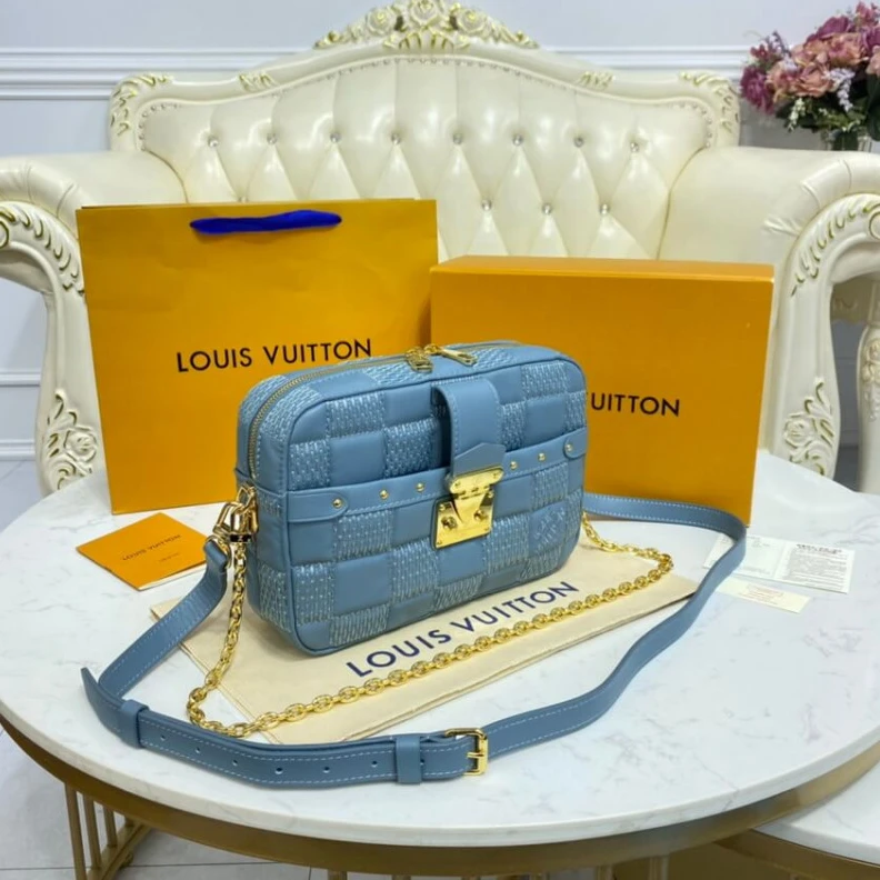 Mythick SLock Louis Vuitton Damier Quilt Lambskin Troca MM Blue