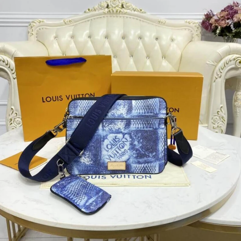 Strap dro Louis Vuitton Damier Salt Canvas Trio Messenger Blue