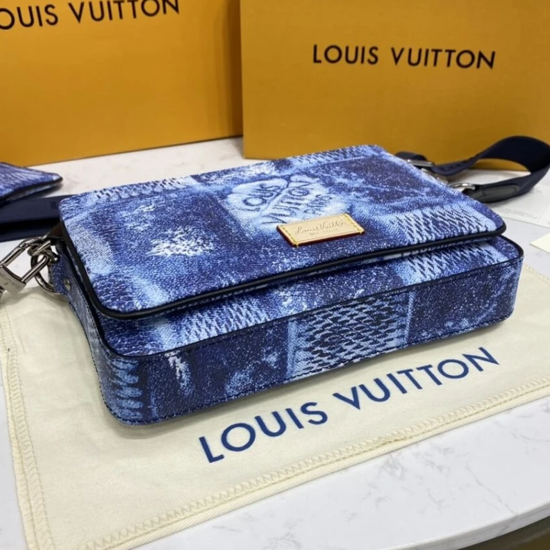 Top lv Strap dro Louis Vuitton Damier Salt Canvas Trio Messenger Blue