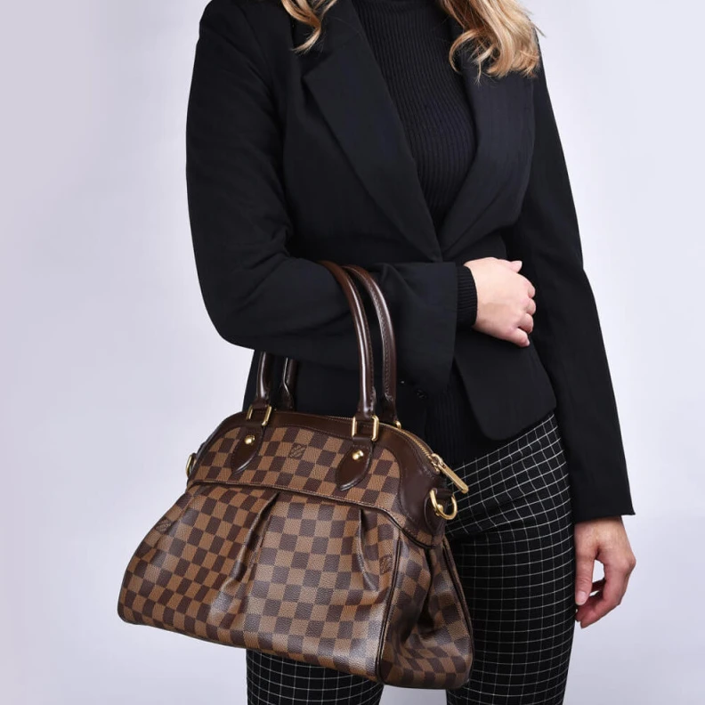 Mythick ru Internal LV Damier Trevi PM Shoulder Bag