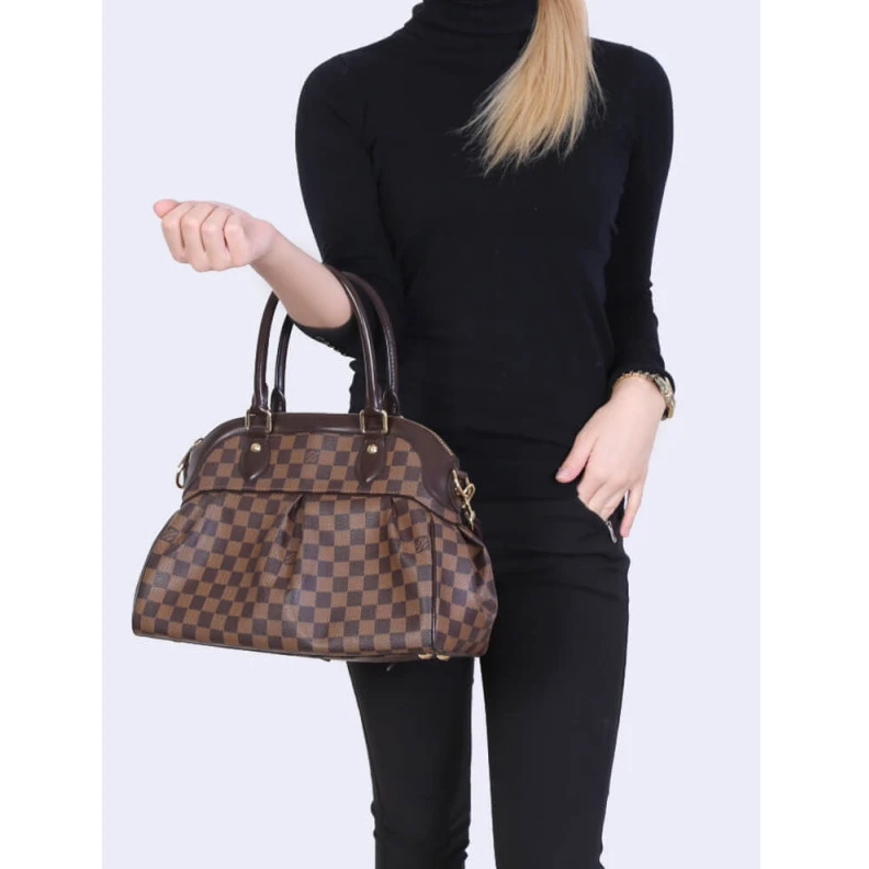 Mythick ru Internal LV Damier Trevi PM Shoulder Bag