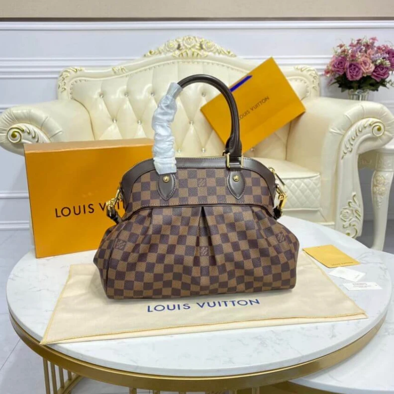 Mythick ru Internal LV Damier Trevi PM Shoulder Bag