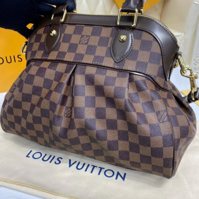 Mythick ru Internal LV Damier Trevi PM Shoulder Bag