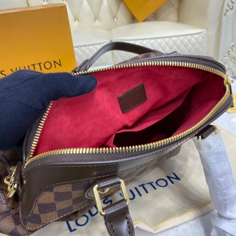 Mythick ru Internal LV Damier Trevi PM Shoulder Bag