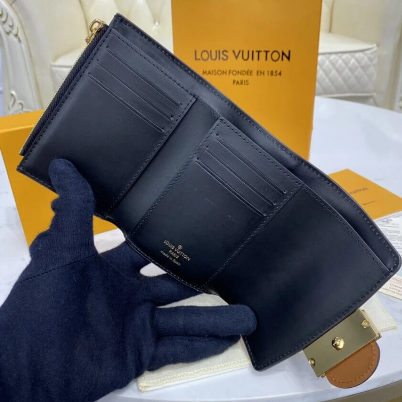 Mythick ru The Dauphi Louis Vuitton Dauphine Compact Wallet