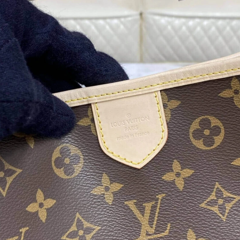 Louis vuitton locations Golden br Louis Vuitton Delightful MM (Old Type) Shoulder Bag