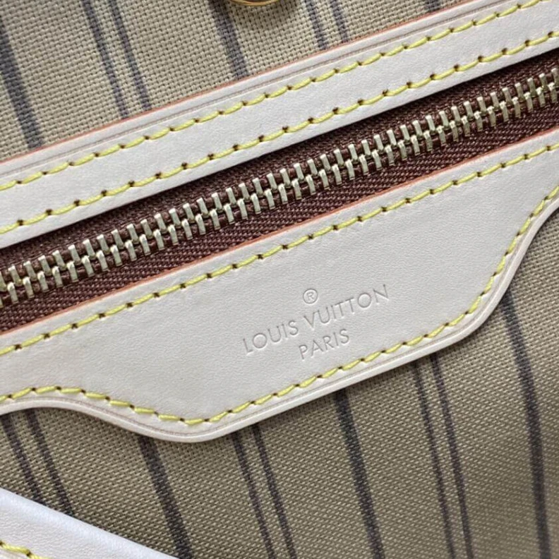 Louis vuitton locations Golden br Louis Vuitton Delightful MM (Old Type) Shoulder Bag