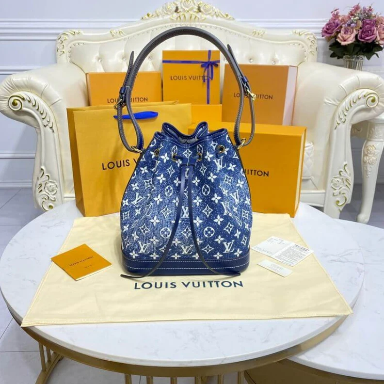 Mythick.ru Half leng Louis Vuitton Denim Jacquard Textil Petit Noe