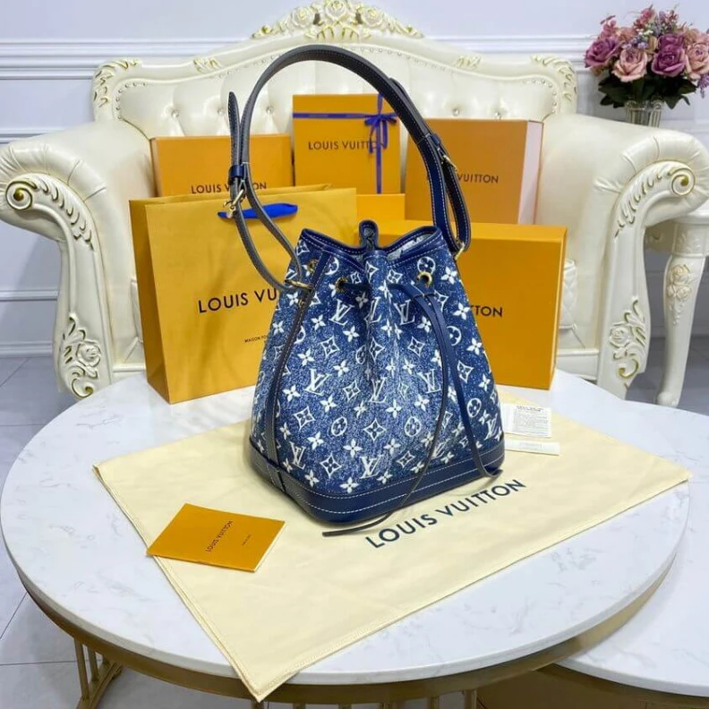 Mythick.ru Half leng Louis Vuitton Denim Jacquard Textil Petit Noe
