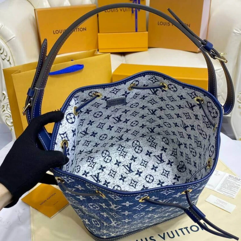 Mythick.ru Half leng Louis Vuitton Denim Jacquard Textil Petit Noe