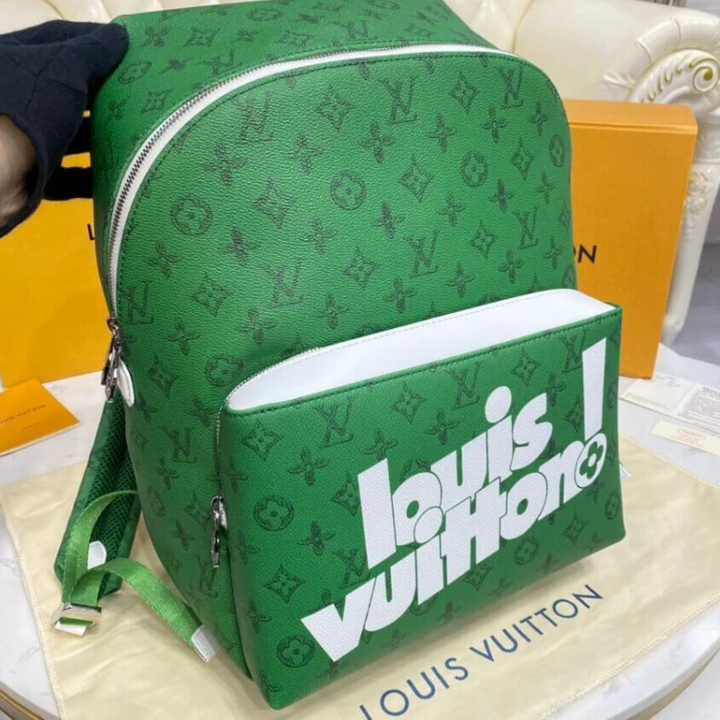 Mythick.ru Blue vint Louis Vuitton Discovery Backpack Green
