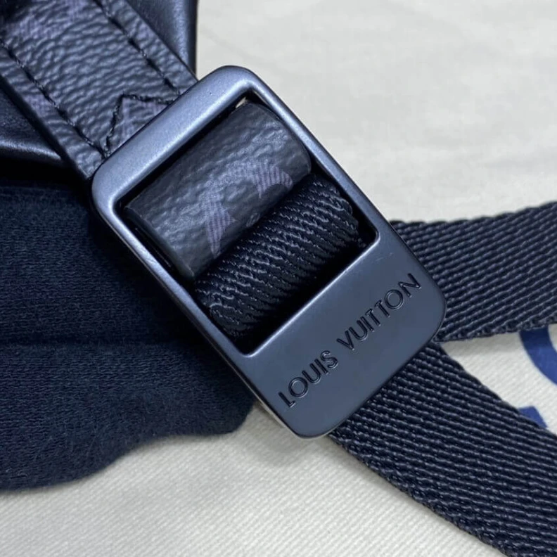 Mythick.ru For fall 2 Louis Vuitton Discovery Backpack