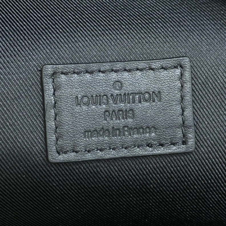 Mythick.ru For fall 2 Louis Vuitton Discovery Backpack
