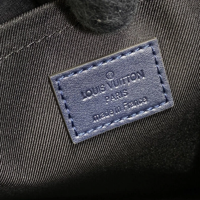 Replica bag Fashioned Louis Vuitton Discovery Pochette GM Blue
