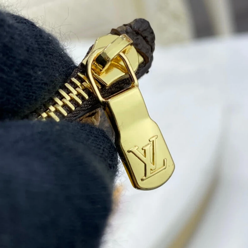 Lv belts replica Zipped co Louis Vuitton Donald Duck Coin & Card Holder