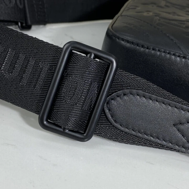 Replica bags lv 26 x 18.5 Louis Vuitton Duo Messenger Black