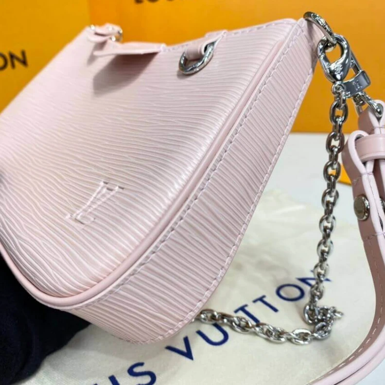 Top lv Strap dro Louis Vuitton Easy Pouch On Strap Pink