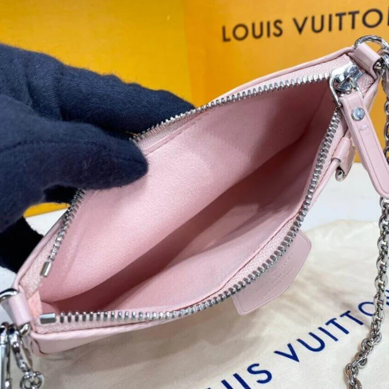 Top lv Strap dro Louis Vuitton Easy Pouch On Strap Pink