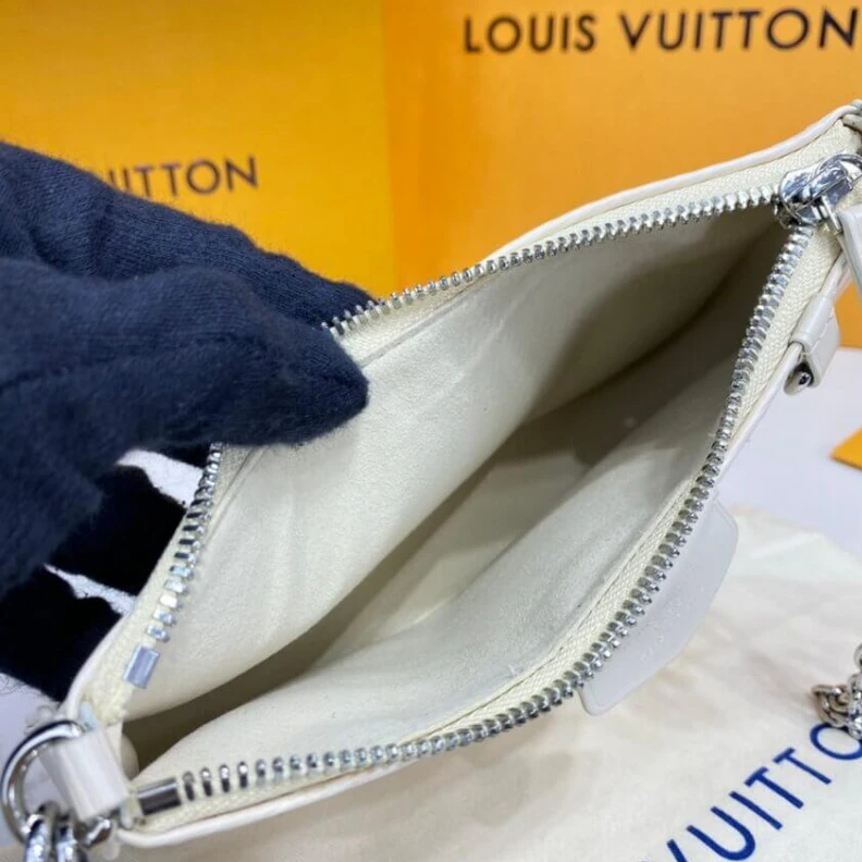 Replica bags Strap dro Louis Vuitton Easy Pouch On Strap Quartz White