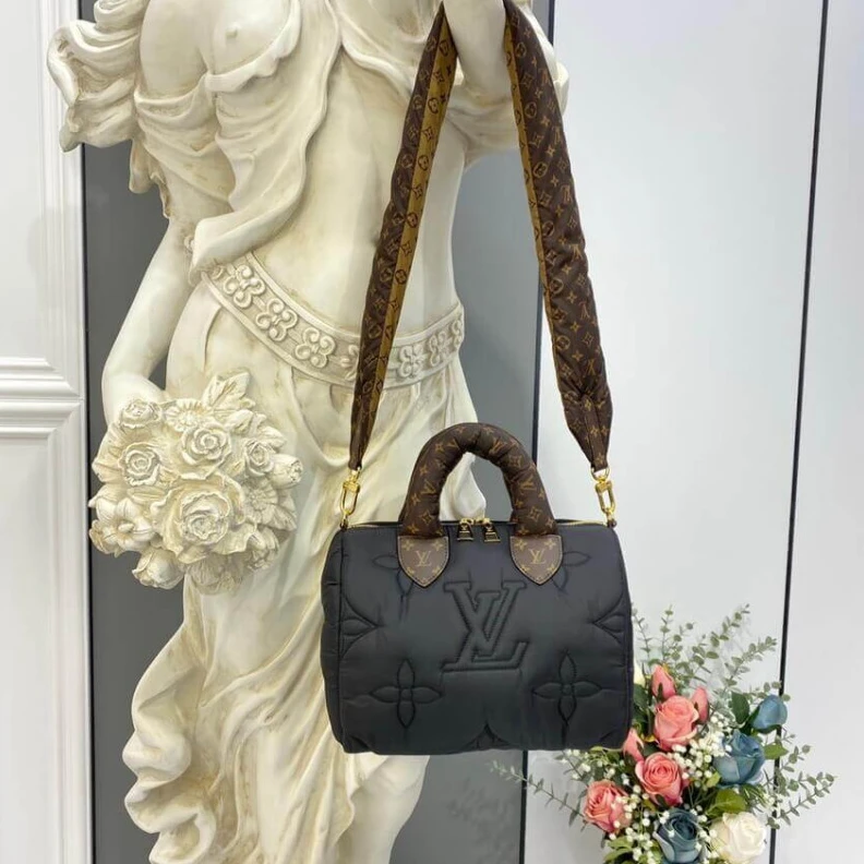Mythick ru Louis Vuitton Econyl Speedy Bandouliere 25 Black
