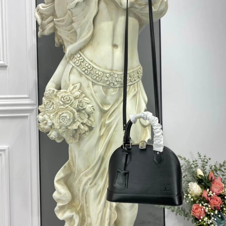 Louis vuitton locations Black Louis Vuitton Epi Leather Alma BB Black