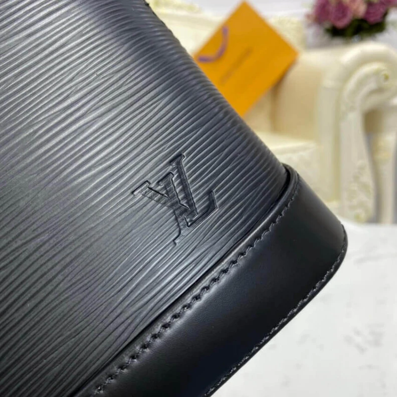 Louis vuitton locations Black Louis Vuitton Epi Leather Alma BB Black