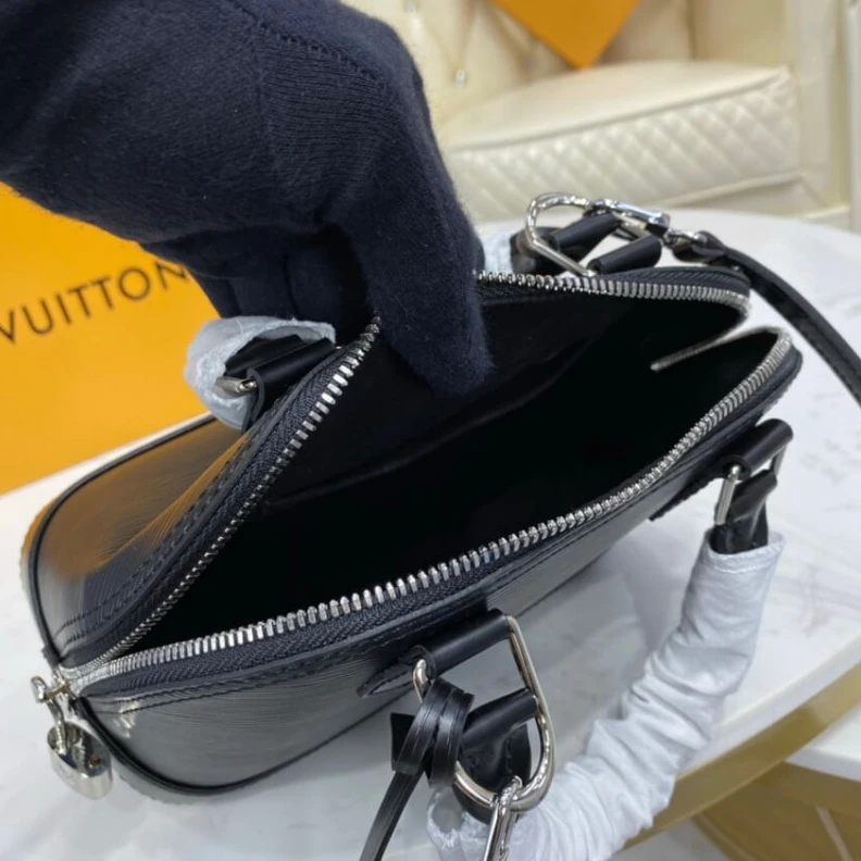 Louis vuitton locations Black Louis Vuitton Epi Leather Alma BB Black