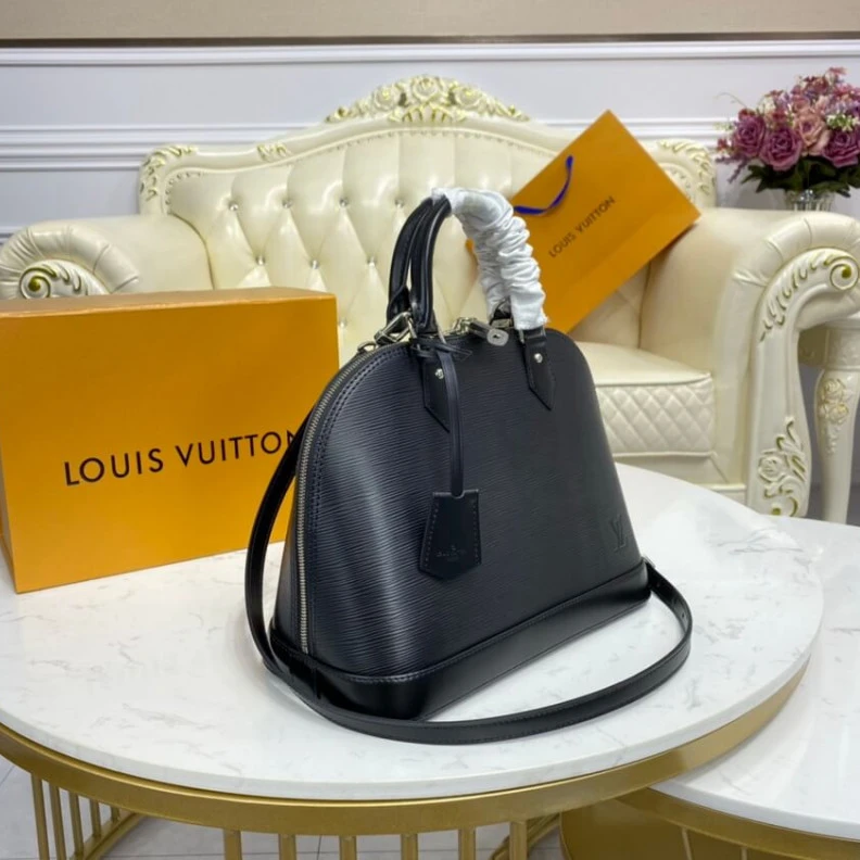 Top lv Microfibr Louis Vuitton Epi Leather Alma PM Black