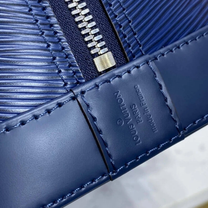 Replica bags lv Handle: S Louis Vuitton Epi Leather Alma PM Blue