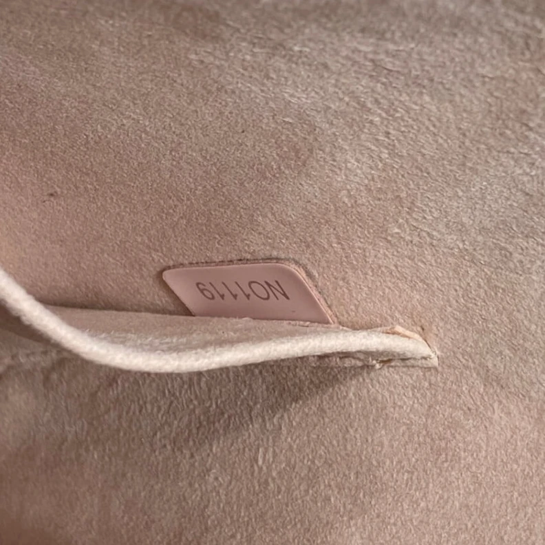 Louis vuitton locations Silvercol LV Epi Leather Alma PM Pink