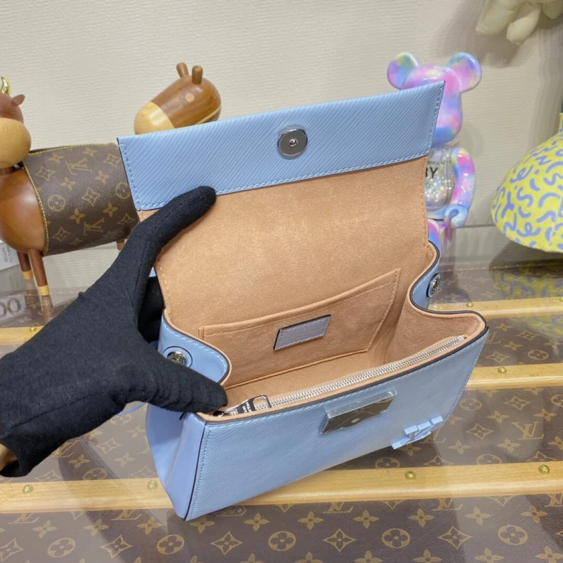 Louis vuitton locations Strap:Rem Louis Vuitton Epi Leather Cluny Mini Cloud Blue