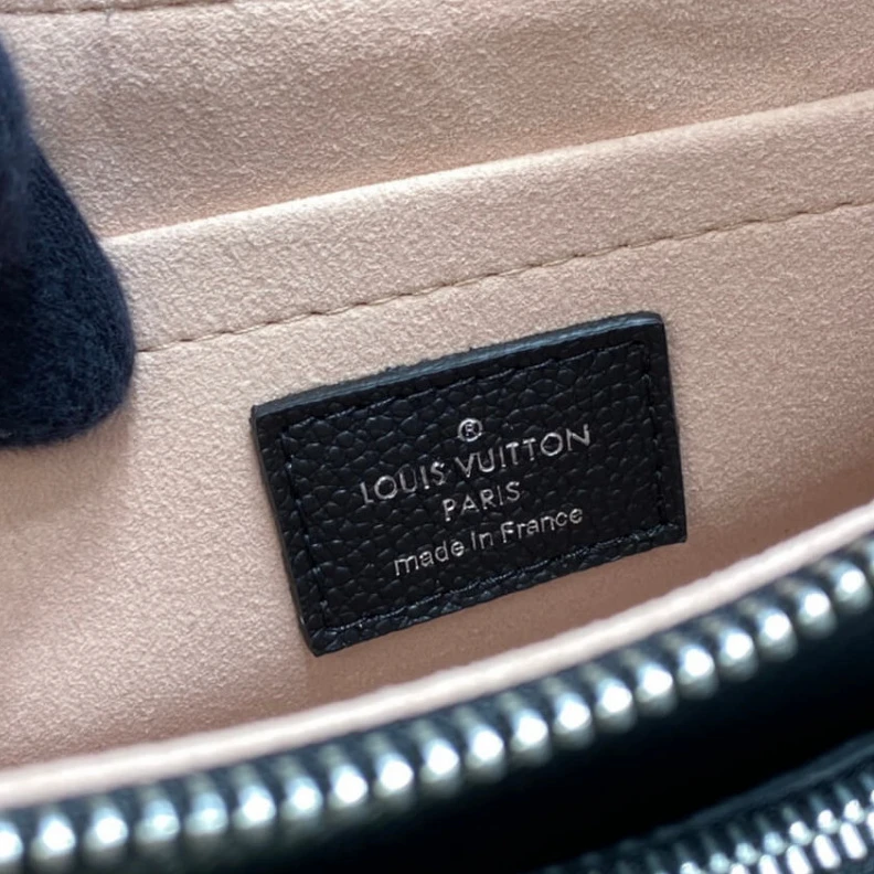 Replica bags Strap Dro Louis Vuitton Epi Leather Marelle Black