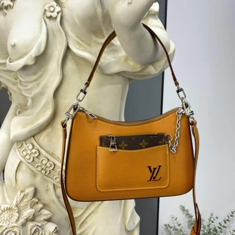 Mythick Front fla Louis Vuitton Epi Leather Marelle Gold Miel