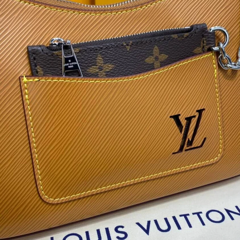 Mythick Front fla Louis Vuitton Epi Leather Marelle Gold Miel